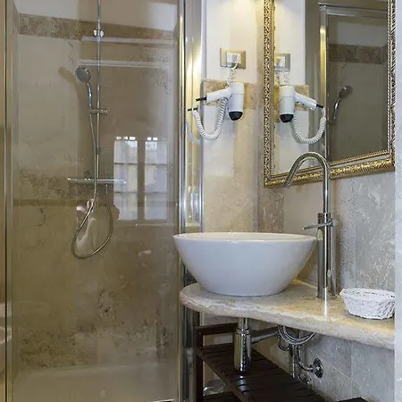 Relais Dei Mercanti And 3* بيزا